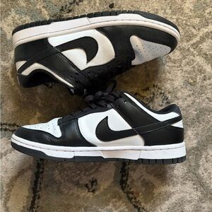 Nike Kids Black and White Low-Top Skate Sneakers